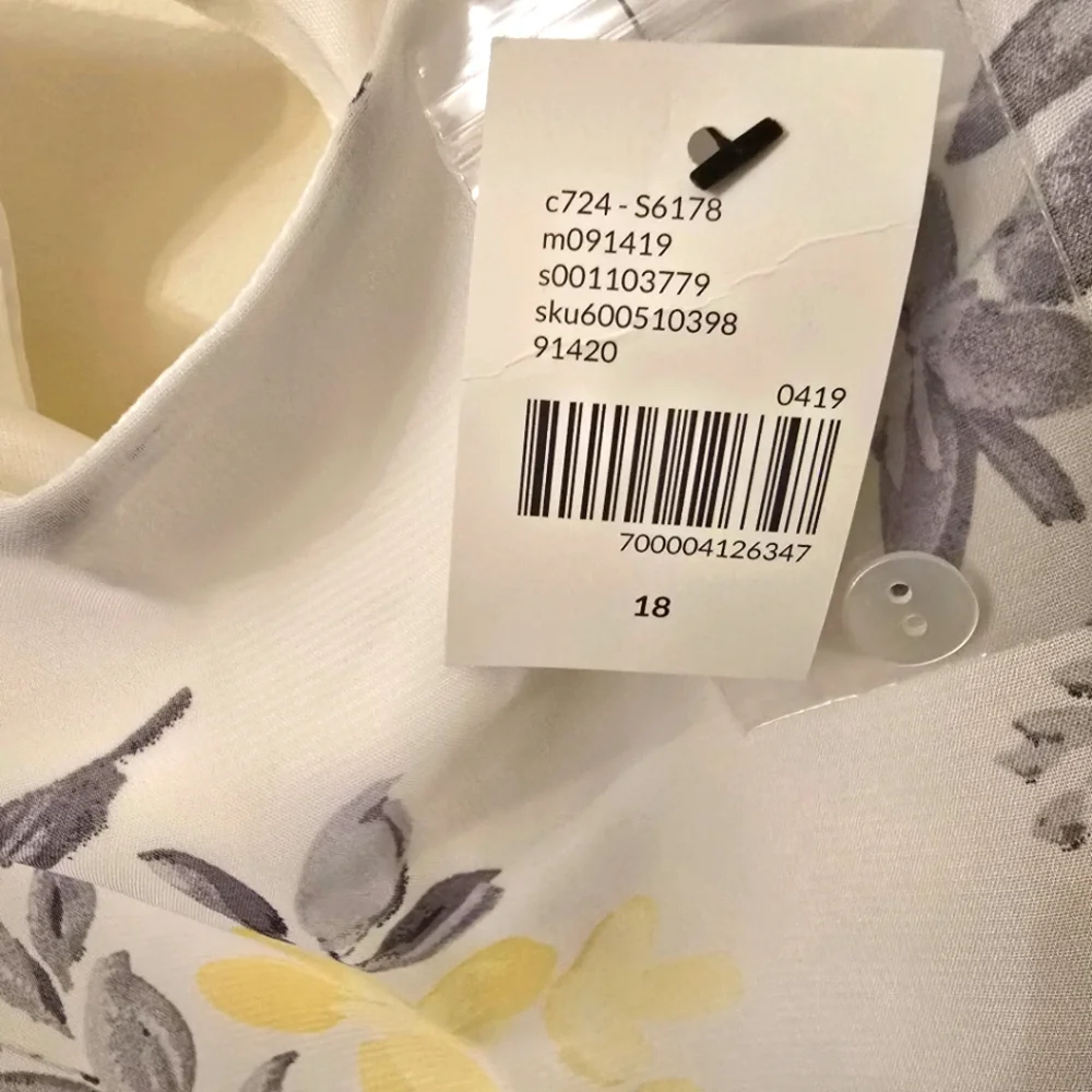 NWT Lane Bryant - Yellow Floral Dress - Women’s Sz 18 - Picture 4 of 4